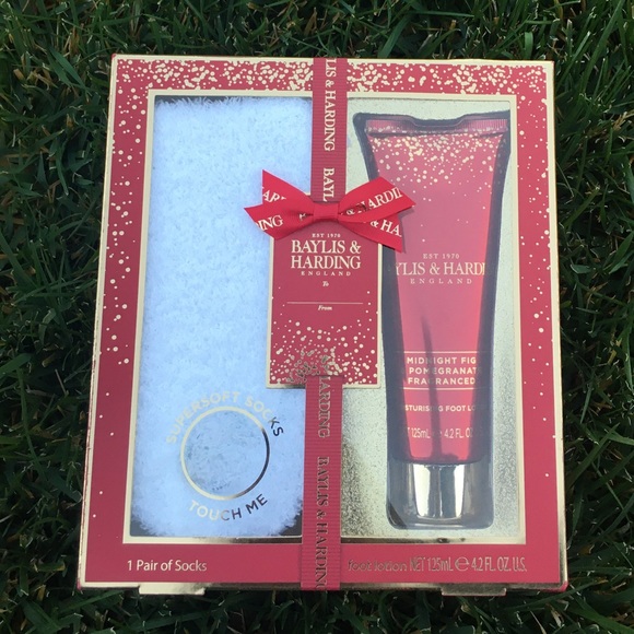 NWT BaylisHarding body lotion&socks soft set - Picture 7 of 8